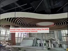 Acousti Panel Kayu Linier Lantai Langit-langit Logam Baffle Papan kedap suara Bahan bangunan