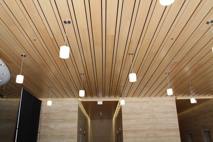 2/2/0.5mm Micro Planks Perforated Wooden Sound Absorbing Wall Ceiling Acoustic Panels